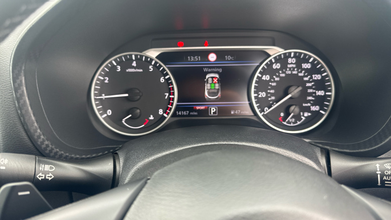 Nissan Juke 1.0 DiG-T 114 N-Connecta 5dr DCT Petrol Hatchback
